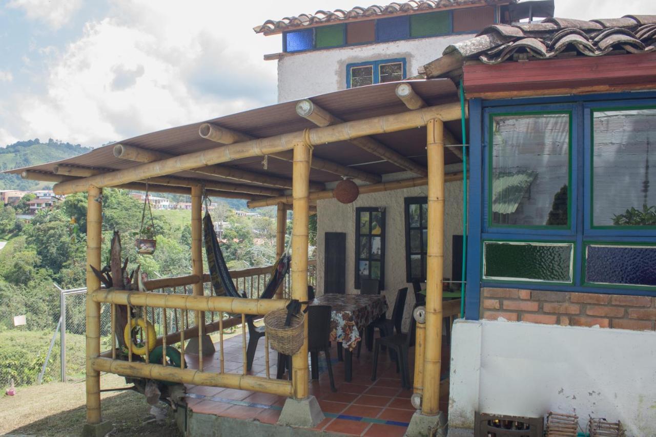 ホテル La Cigarra Casa De Huespedes サレント エクステリア 写真