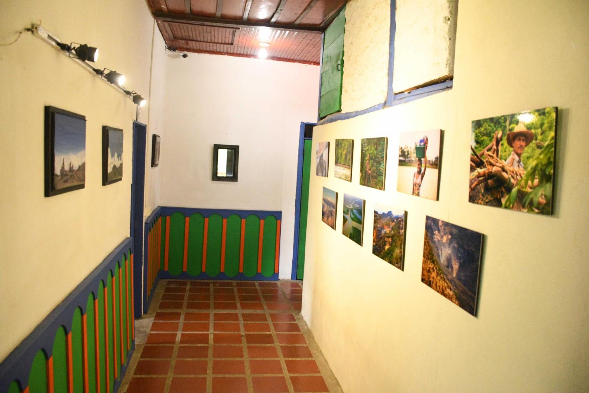 ホテル La Cigarra Casa De Huespedes サレント エクステリア 写真