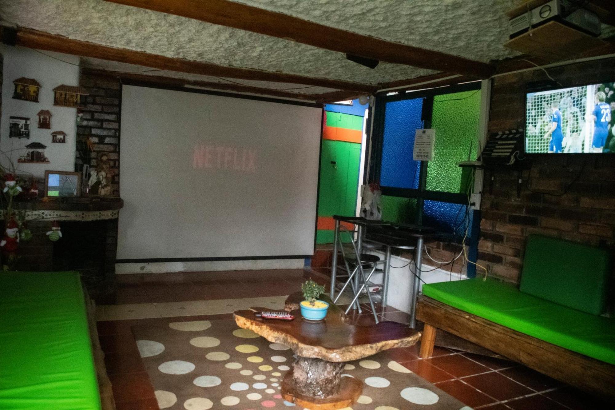 ホテル La Cigarra Casa De Huespedes サレント エクステリア 写真